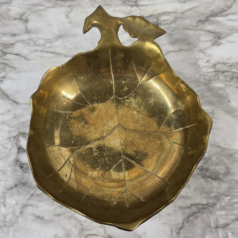 Vintage Solid Brass Leaf Dish Bowl 3 Footed Southern Enterprises Inc Taiwan 7"